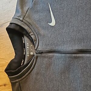 Mens grey nike pullover . Half zip